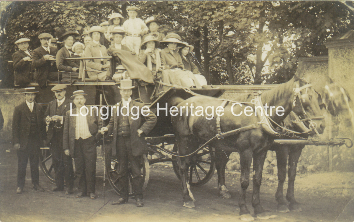 306B - Horse Bus - Operated by Mr Duckworth of King Street - 1913